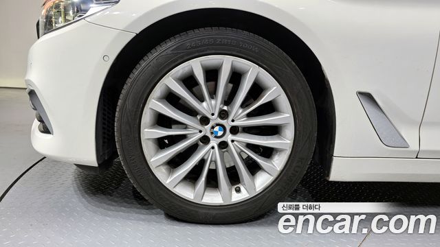 BMW 5 серия (G30) 2019