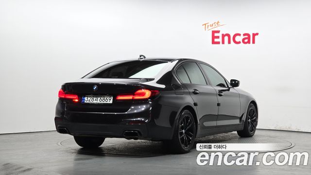 BMW 5 серия (G30) 2019