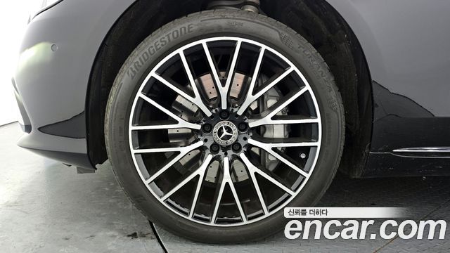 Mercedes-Benz S-Класс W223 2025