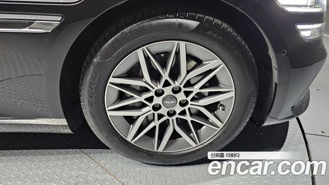 Genesis G80 (РГ3) 2025