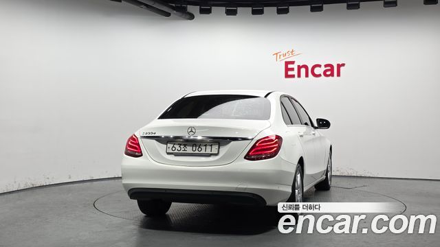 Mercedes-Benz C-Класс W205 2016