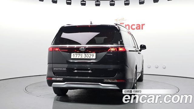 Kia Карнавал 4-го поколения 2021