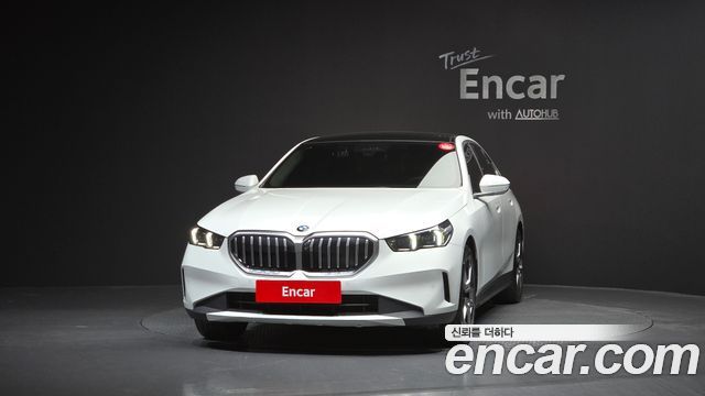 BMW 5 серия (G60) 2024