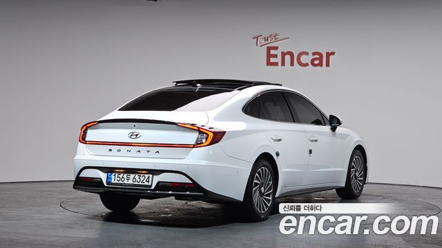 Hyundai Соната Гибрид (DN8) 2022