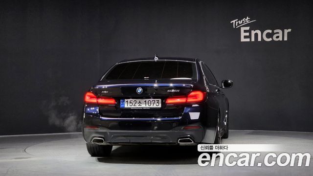 BMW 5 серия (G30) 2022