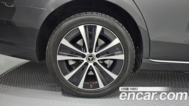 Mercedes-Benz Е-Класс W213 2021