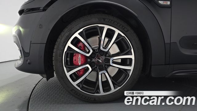 MINI Купер С. Земляк 2024