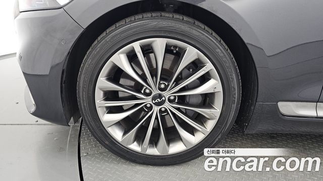 Kia Новый K9 2-го поколения 2022