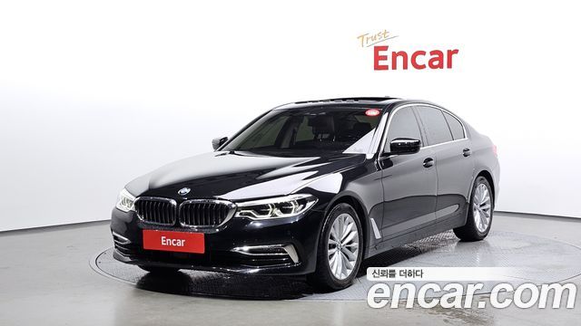 BMW 5 серия (G30) 2020