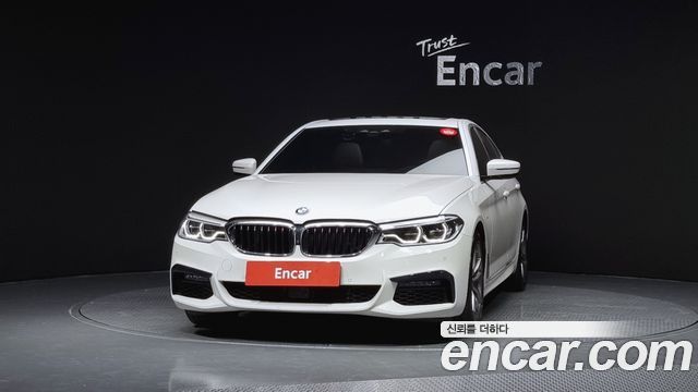 BMW 5 серия (G30) 2020