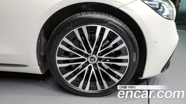 Mercedes-Benz S-Класс W223 2023