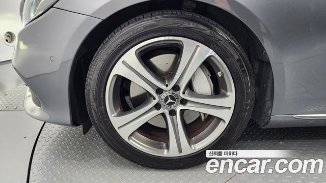 Mercedes-Benz Е-Класс W213 2018