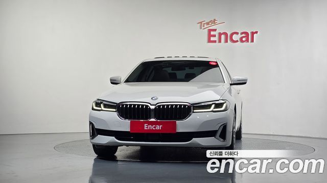 BMW 5 серия (G30) 2021