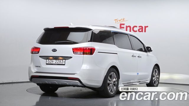 Kia Совершенно новый карнавал 2017