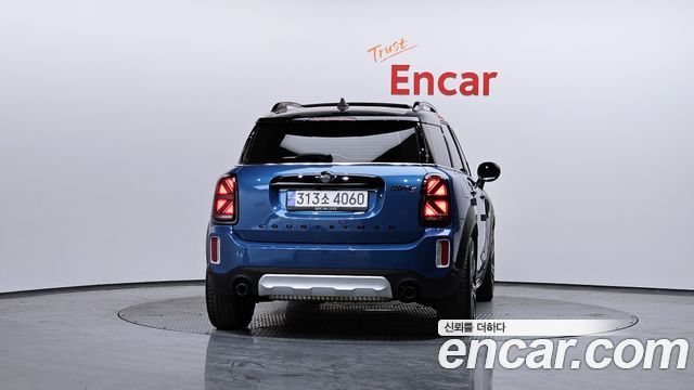 MINI Купер С. Земляк 2023