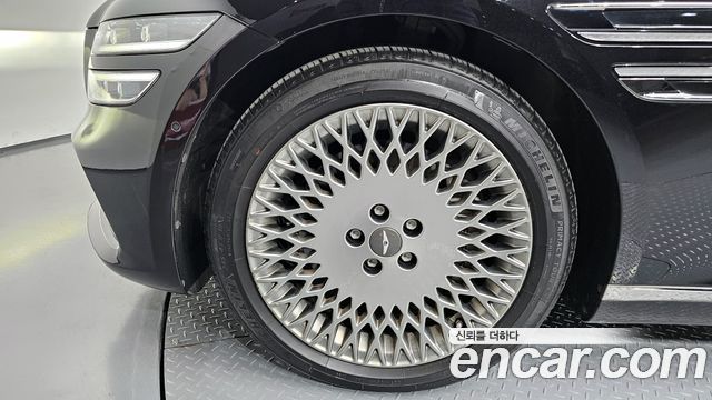 Genesis G80 (РГ3) 2022