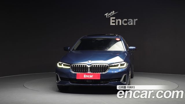 BMW 5 серия (G30) 2021