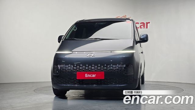 Hyundai Стария 2022