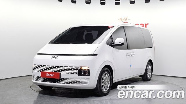 Hyundai Стария 2024