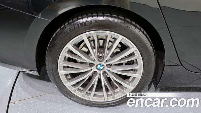 BMW 3 серия (G20) 2021