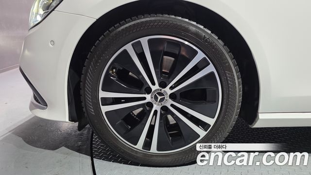 Mercedes-Benz Е-Класс W213 2021