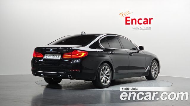 BMW 5 серия (G30) 2019